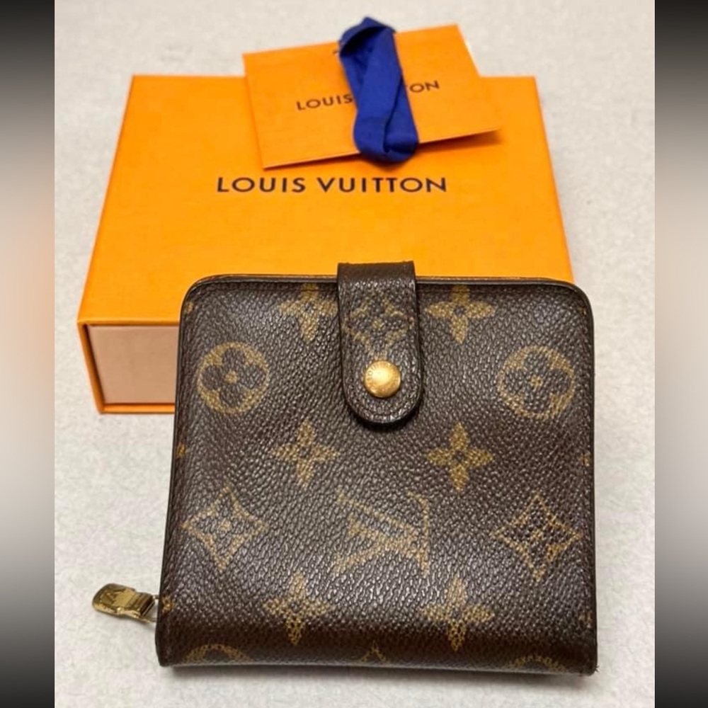 Louis Vuitton wallet